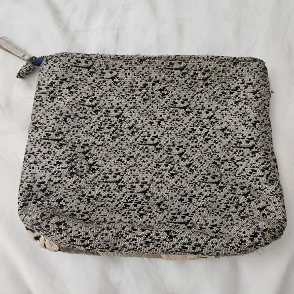 Miss Albright Specialty Anthropologie Medium Size Clutch - Picture 5 of 11